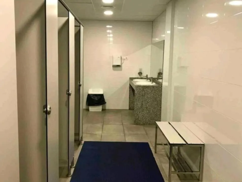 船屋 Cozy Yacht Lodge In Barcelona With Boat Tour Option 圣阿德里安-德贝索斯 西班牙